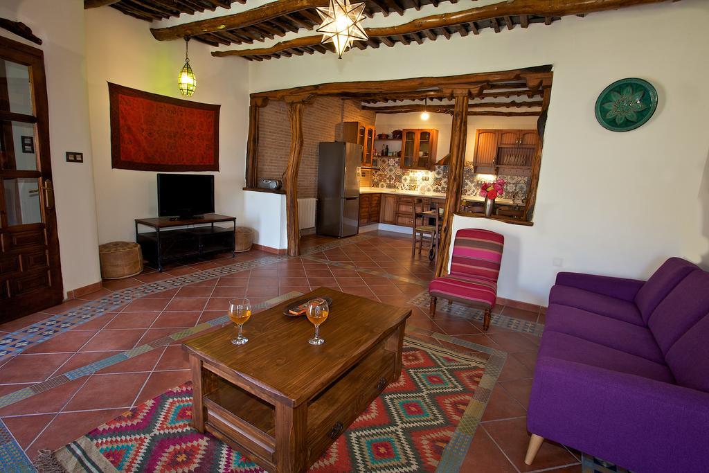Casa Carole - 3 Bedroom Luxury Apartment ブビオン 部屋 写真